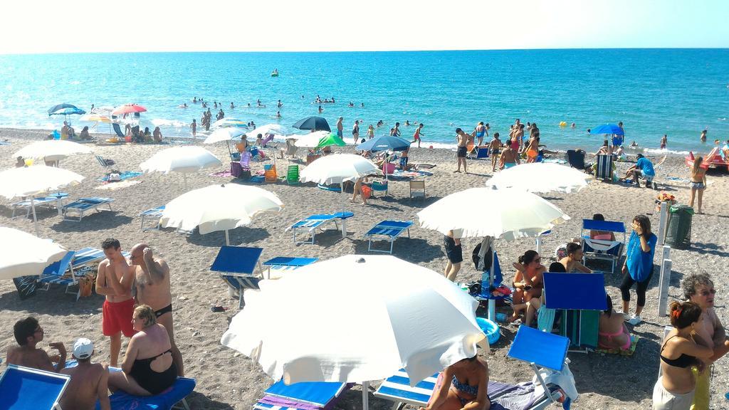 Camping Campeggio Praia Mare Campofelice Di Roccella